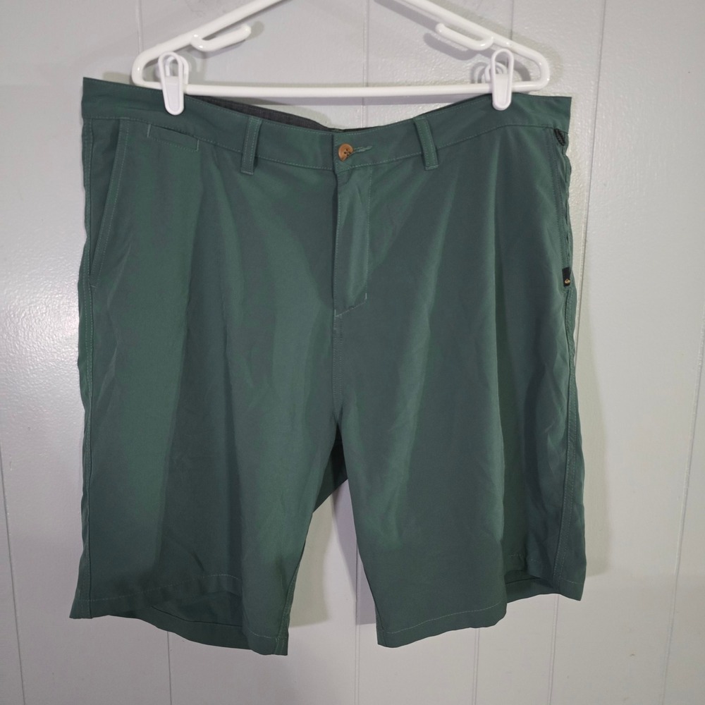 Quiksilver Amphibian Shorts Mens 38 Green Hybrid Walkshorts Boardshorts v-113/QW